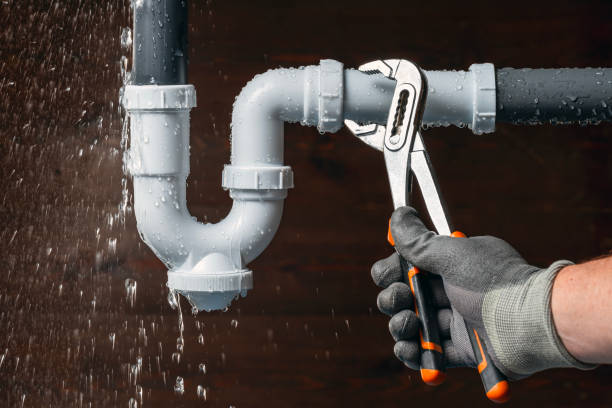 Professional Drain Cleaning technician working in Purdys, NY